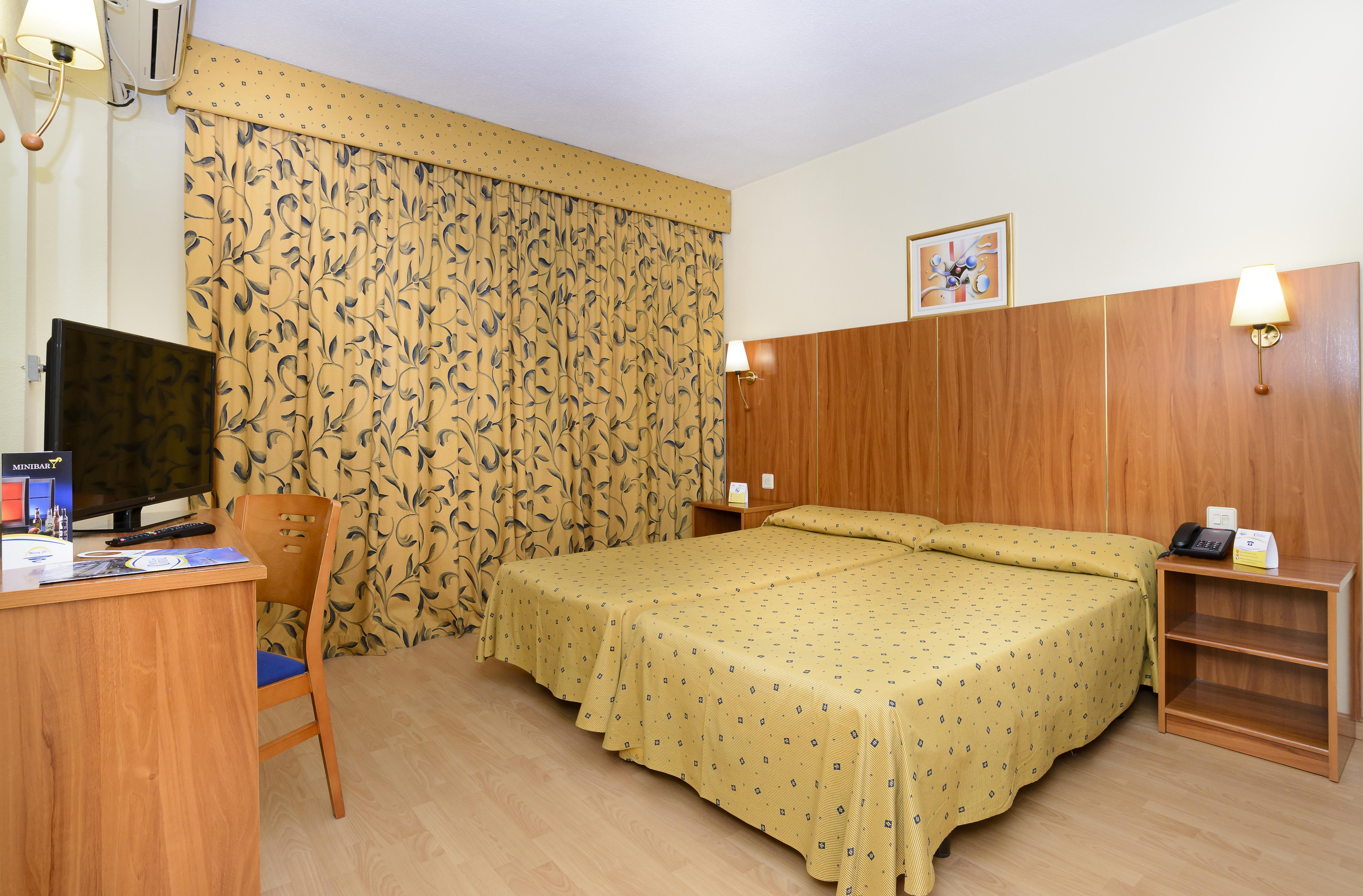 Hotel Mareny Бенидорм Экстерьер фото